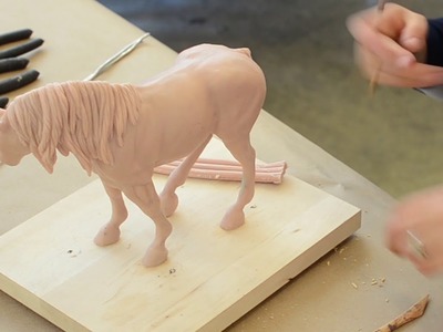 Deanna's Demo: Animal Sculpture