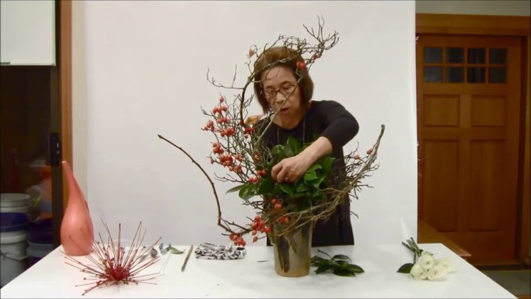 Sogetsu ikebana demonstration video New Year 2018 - 2019