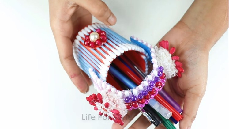 Make Simple & Easy a pen stand With Cotton Buds | DIY Craft Ideas, Videos & Tutorials