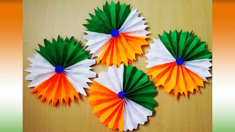 TRICOLOR FLOWERS FOR REPUBLIC DAY || EASY REPUBLIC DAY CRAFT IDEAS || KIDS SHOULD TRY THIS. 