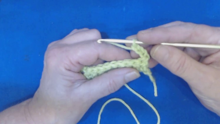 Video tutoriales de tejidos en crochet punto en relieve por delante