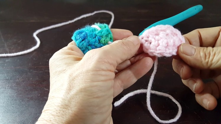 How to crochet a snout for your crochet pig