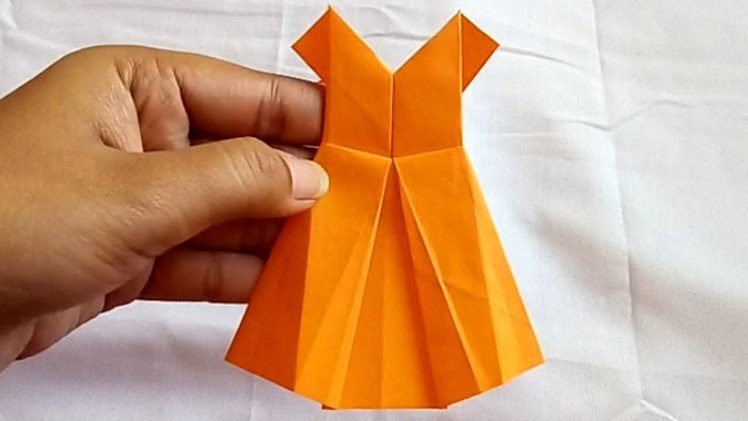 How to make an origami paper dress - 1 | Origami. Paper Folding Craft, Videos and Tutorials.