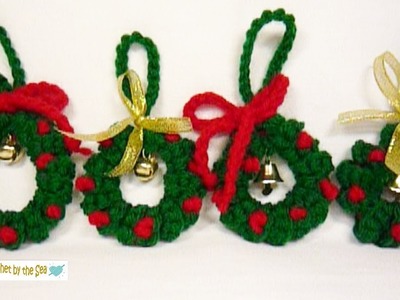 How To Crochet Cute Little Christmas Wreath Ornaments! FREE pattern by clicking "Show More" below