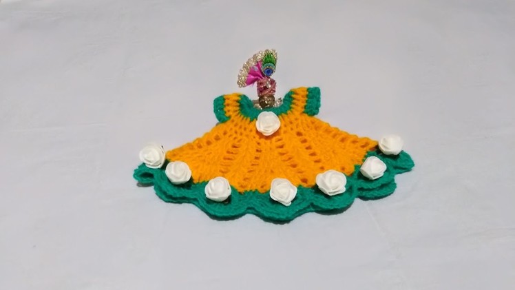 Kanha ji ka woolen dress in crochet pattern