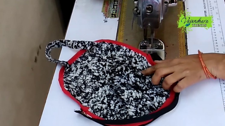Stylish Hand Pouch Making With Fabric At Home || Easy Simple Hand Purse Stitching Tutorial