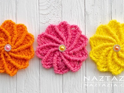 How to Crochet a Wheel Flower - Flowers by Naztazia