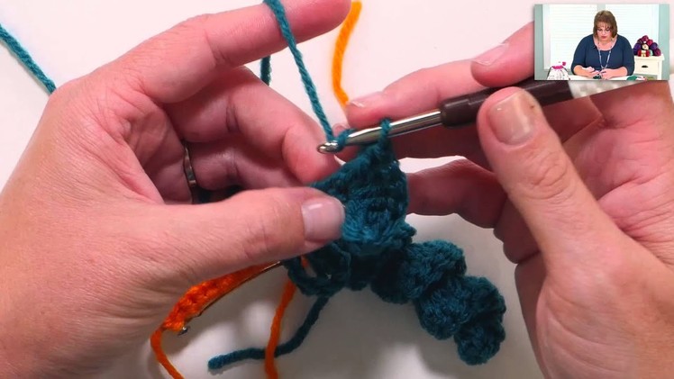 Learn how to crochet corkscrew or twisty crochet stitches