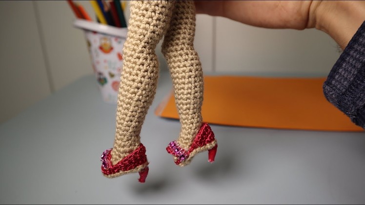 Barbie High Heels Shoes - DIY Miniature Barbie Hacks and Crafts