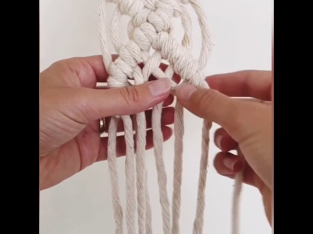 How to do a macrame diamond weave in a sash!