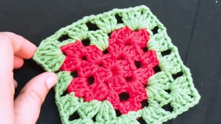 How to make a crochet  heart in a granny's square