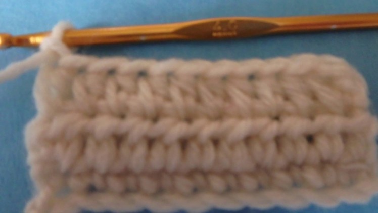 Lesson 3: Basic Crochet: Chain, Single, Half Double. Bai 3: Moc co ban: xich, don, nua kep.