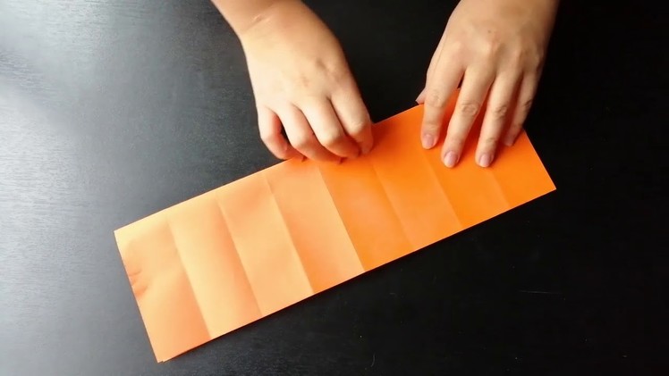 DIY Rainbow 3D Origami Pencil Holder - Fold the paper