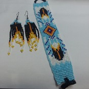 Bracelet and earrings beaded