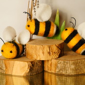 Bumble Bee Charm Key Chain Felt Soft Wildlife Accessories