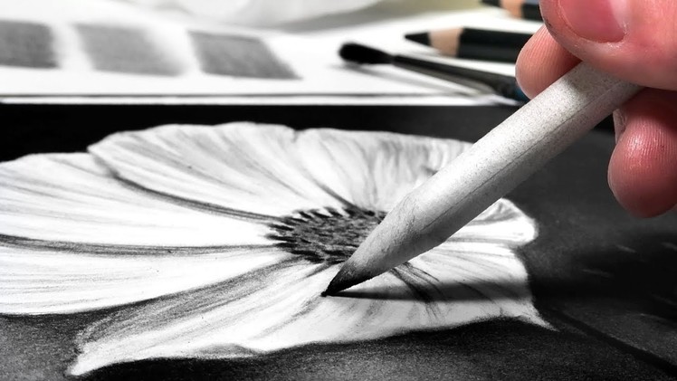 HOW TO BLEND CHARCOAL DRAWINGS - 4 EASY WAYS!