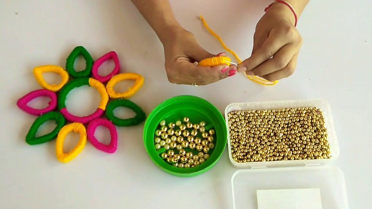 DIY - BEAUTIFUL WALL HANGING TORAN MAKING WITH WOOLEN \\ AWESOME WALL HANGING CRAFT MAKING IDEAS ||