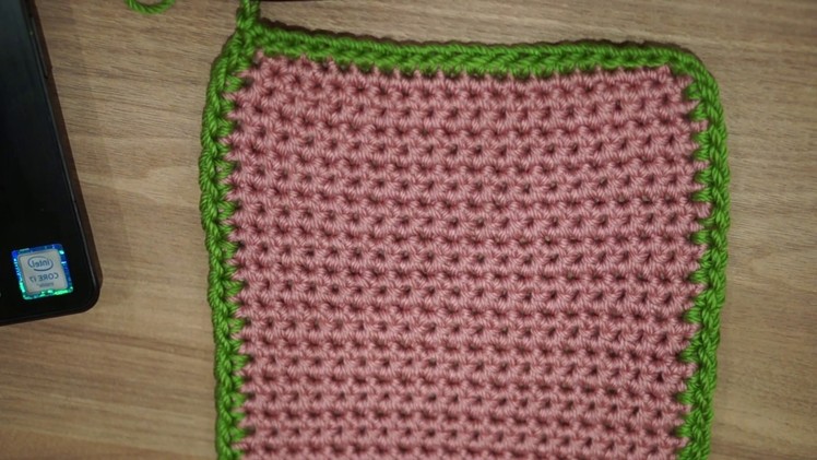 How to make a single crochet edge around a square  |||     Right handed