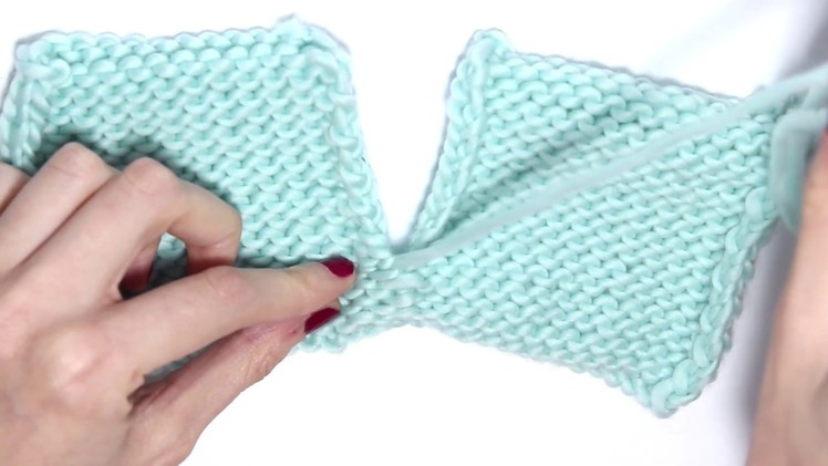 How to make an invisible seam on reverse stockinette stitch | WE ARE KNITTERS