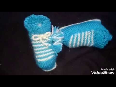 New born baby shoes.Knitting