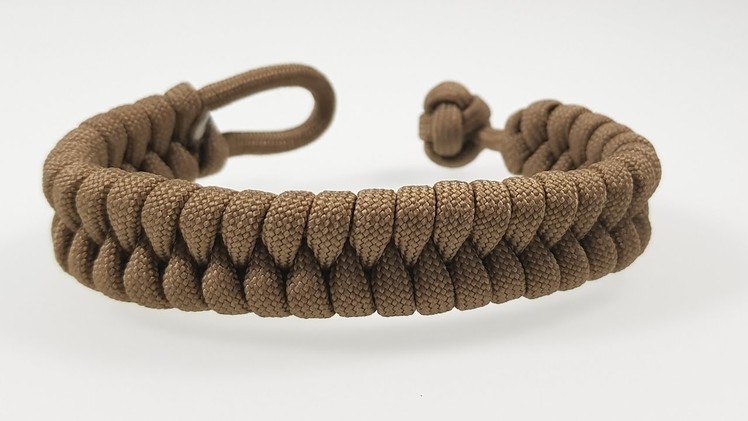 How to make a single Strand fishtail paracord  survival bracelet [by ParacordKnots]