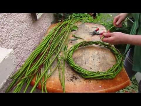 How To Make a Willow Wreath