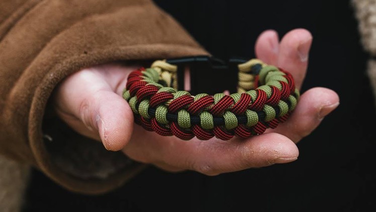 How To Make The Type-PZ Knot Paracord Bracelet