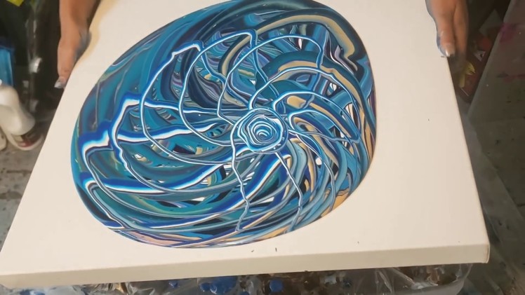 (97) Spider Ring pour in a ring pour. Tree ring pour, acrylic pouring, fluid art abstract painting.