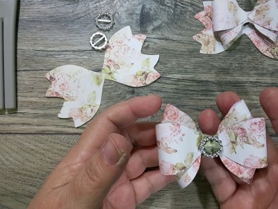 Triple loop paper bow