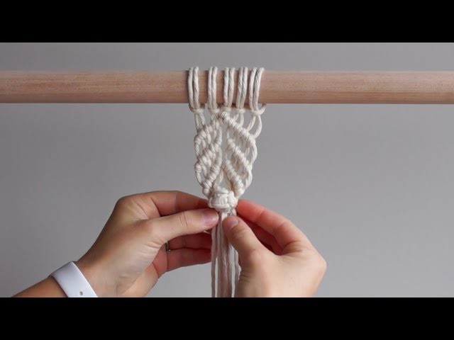 DIY Macrame Tutorial - Berry Knot Pattern