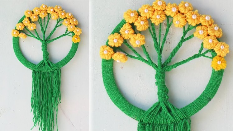 Woolen craft wall hanging - Simple way to do #2 - Woolen craft ideas