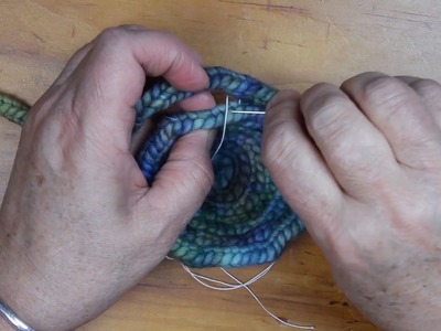 Coiling a Lucet Cord