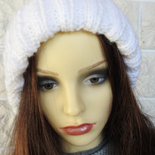 Women's White Two Style Hat With A Pom Pom In The Colours Of The Spanish Flag - Free Shipping