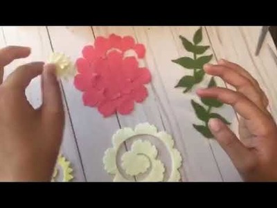 DIY Ramadan Wreath - How to roll felt flowers