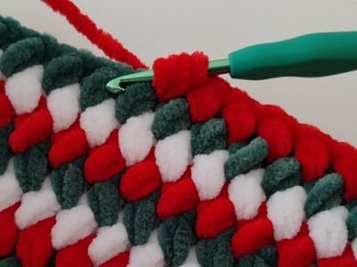 Easy christmas crochet velvet baby blanket pattern for beginners ~ Crochet christmas Blanket Pattern