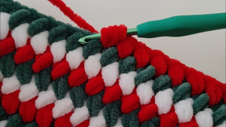 Easy christmas crochet velvet baby blanket pattern for beginners ~ Crochet christmas Blanket Pattern