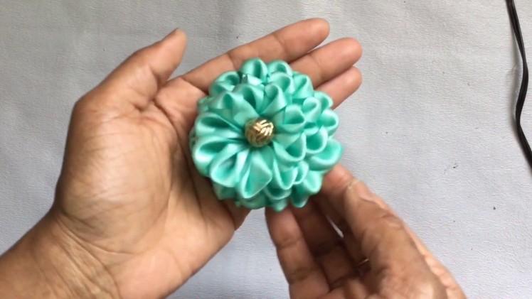 DIY Creative kanzashi petal satin ribbon flower hair clip. accessory!