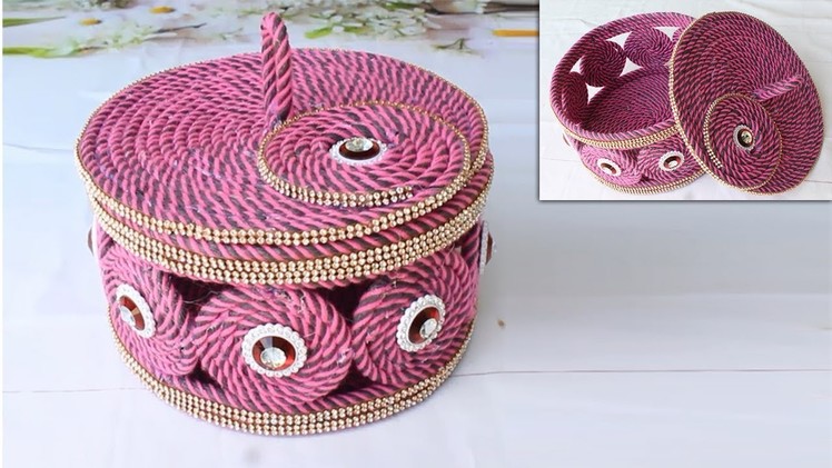 Simple way to make jewelry box with wool and black plastic ropes