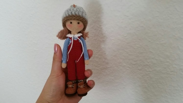 How to crochet mini overalls. tiny doll clothes