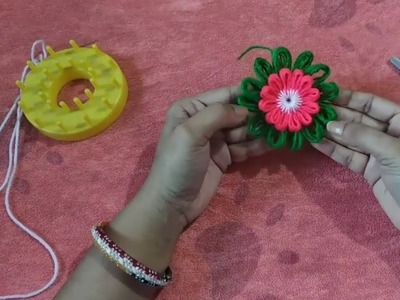 How to make a flower by using loom handcrafts