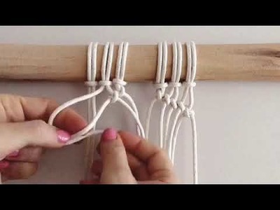 How to tie a Reverse half hitch knot - Macrame