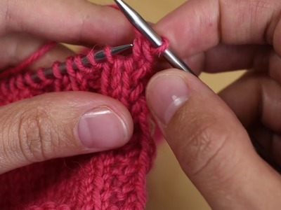 Knitting Demo - How to do a stretchy bind-off