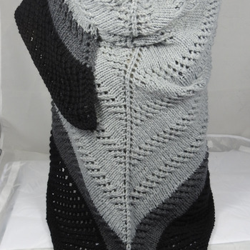 Knitted Women’s Shades Of Grey And Black Striped Triangular Lace Effect Shawl – Free Shipping