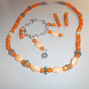 18 inch Necklace Set