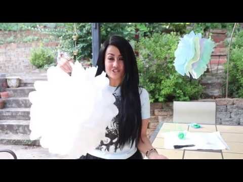 How To Easily (and Cheaply) Make Tissue Paper Pom-Pom Decorations