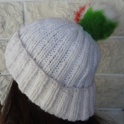 Women's White Two Style Hat With A pom Pom In The Colours Of The Italian Flag - Free Shipping
