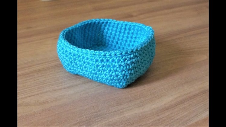 How to crochet an easy square basket   |||    Left hand