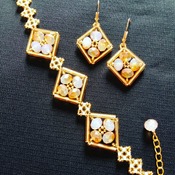 Handmade Champagne Gold Diamond Shape Bracelet Earrings Set Jewellery