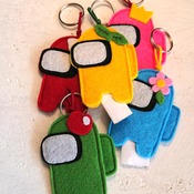 Keychain Among Us, pendant Among Us, surprise key-ring, accessories for bag, felt Among Us, theme party.