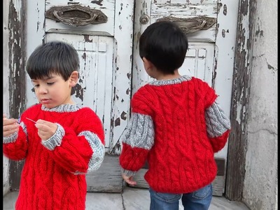 Knitting a mini sweater | VLOG